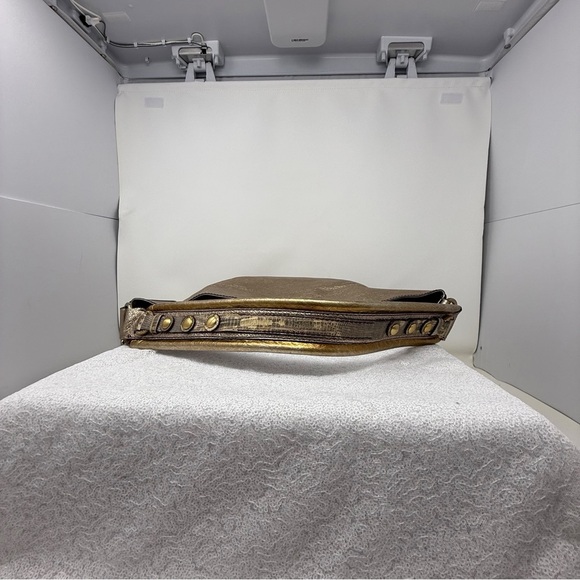 Ellen Tracy slouchy hobo Gold Metallic Shoulder Bag 100% genuine leather - Picture 6 of 16